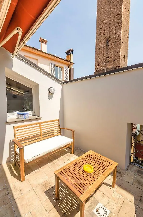 Altabella Panoramic Terrace Apartment Bologna