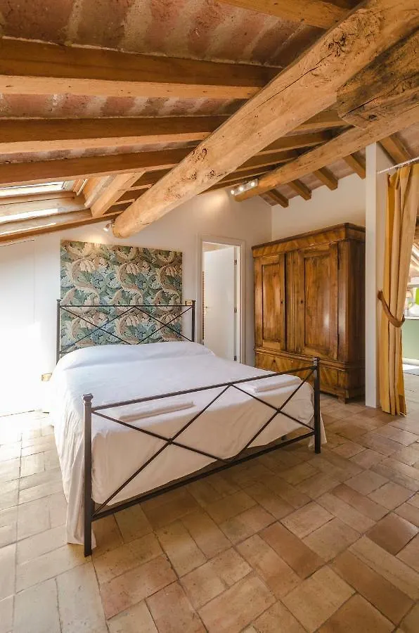 Altabella Panoramic Terrace Apartment Bologna