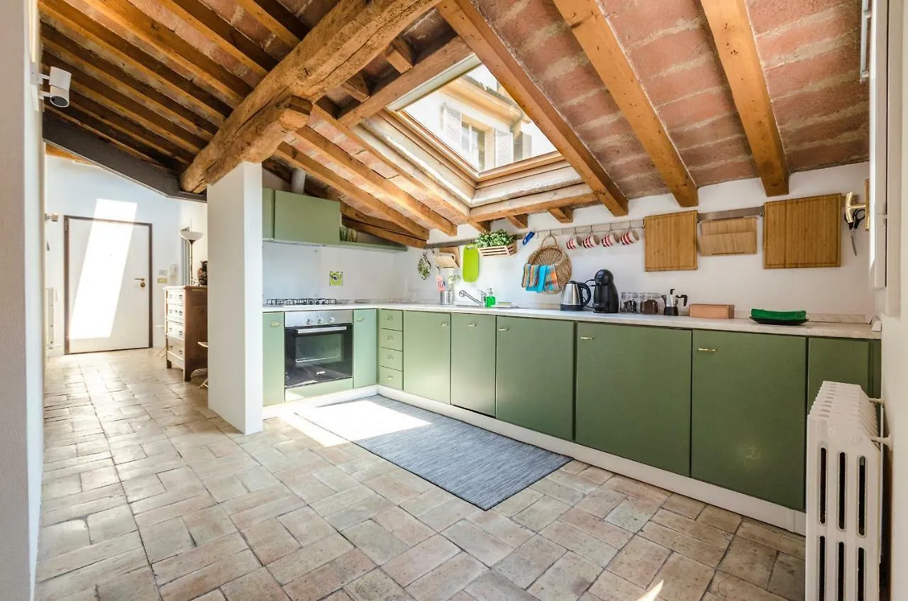 Altabella Panoramic Terrace Apartment Болонья